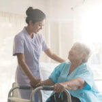 Perawatan pasien di rumah oleh tenaga profesional.