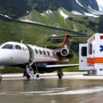 Layanan transportasi pasien via udara untuk kondisi khusus.